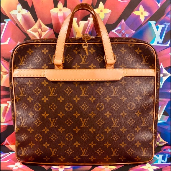 🎉🎉🎉Louis Vuitton, Balenciaga Bags & Gucci WOC - Picture 6 of 11